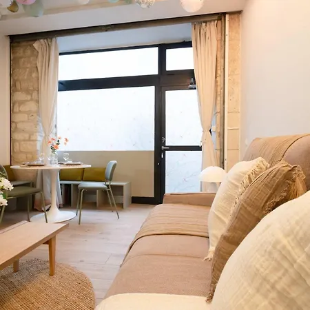 Apartment Typical For 4 People Moulin Rouge *